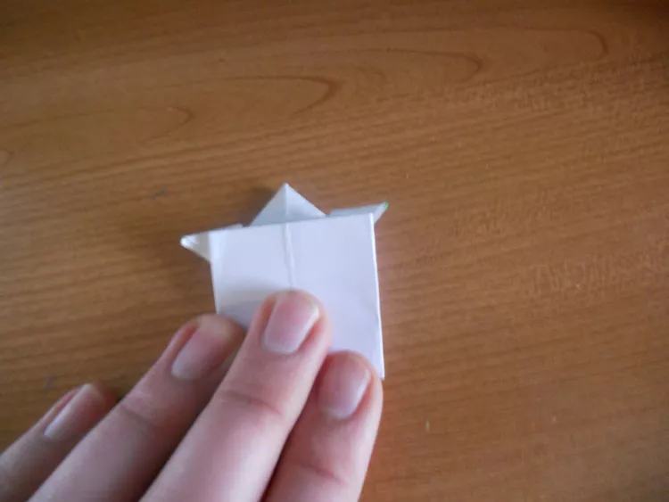 Cách gấp ếch nhảy Origami - món đồ chơi vui nhộn, thú vị
