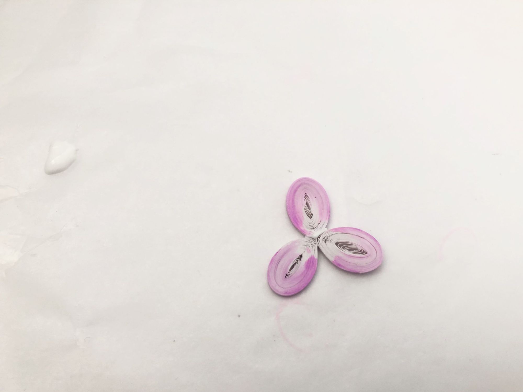 Hướng dẫn làm cành hoa bằng nghệ thuật quilling